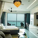 Infinity Luxe Suite - 40Th Floor